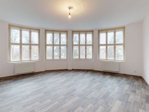Fotografie nemovitosti - Pronájem velkometrážního bytu 3+1 v centru Frýdku