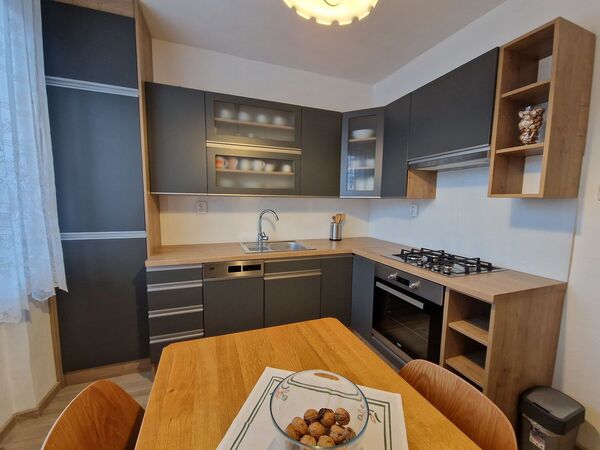 Fotografie nemovitosti - 3+1 s balkonem, Frýdek