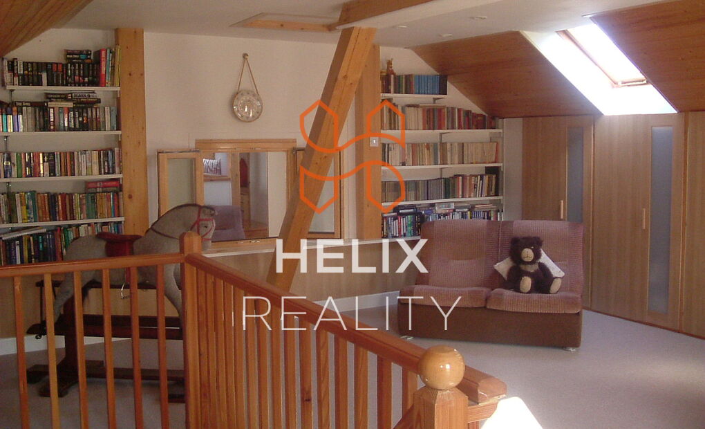 Prodej rodinného domu 313 m², velký pozemek