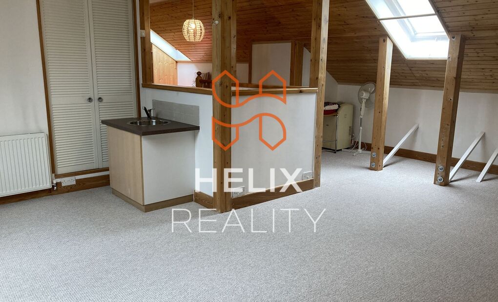 Prodej rodinného domu 313 m², velký pozemek