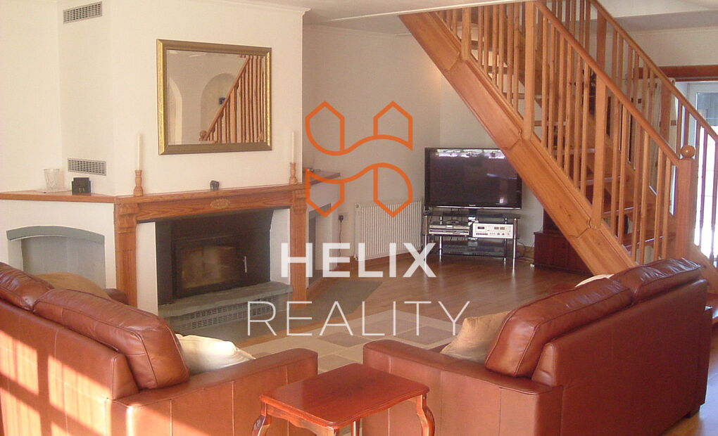 Prodej rodinného domu 313 m², velký pozemek