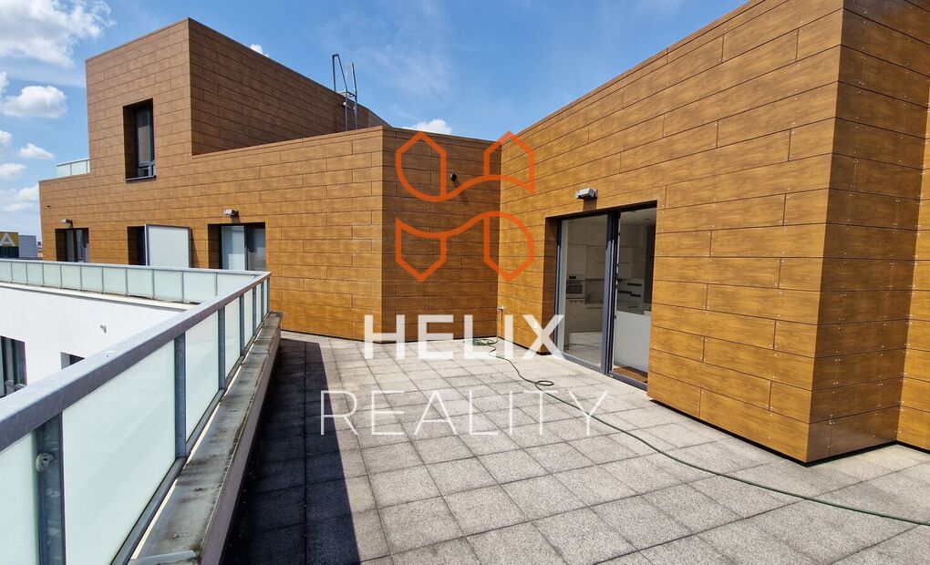 Vybavený klimatizovaný byt 4+kk s terasou, garážové stání, rezidence Nová Karolina, Ostrava