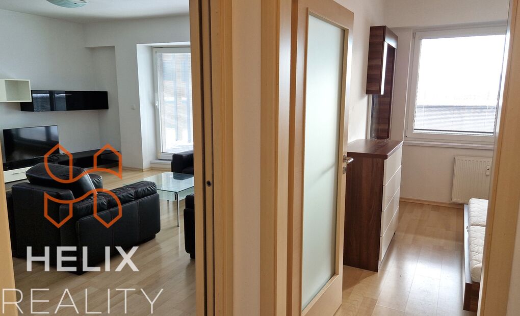 Pronájem zařízeného bytu 2+kk s terasou, Na Vyhlídce, Frýdek