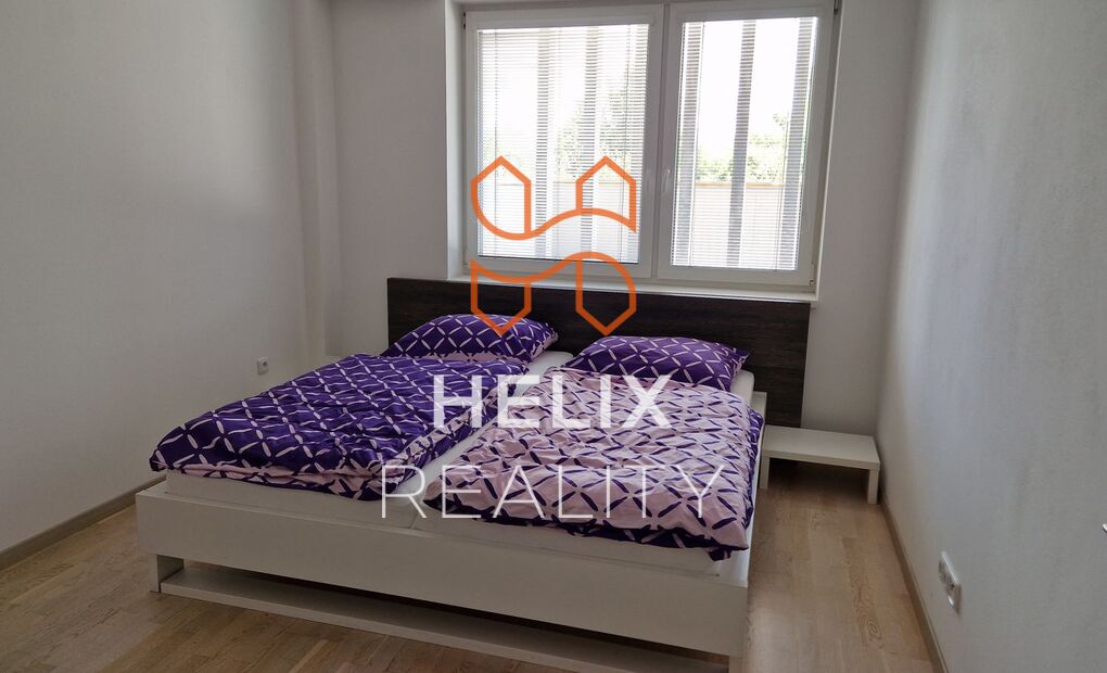 Plně vybavený byt 2+kk s terasou, Na Vyhlídce, Frýdek