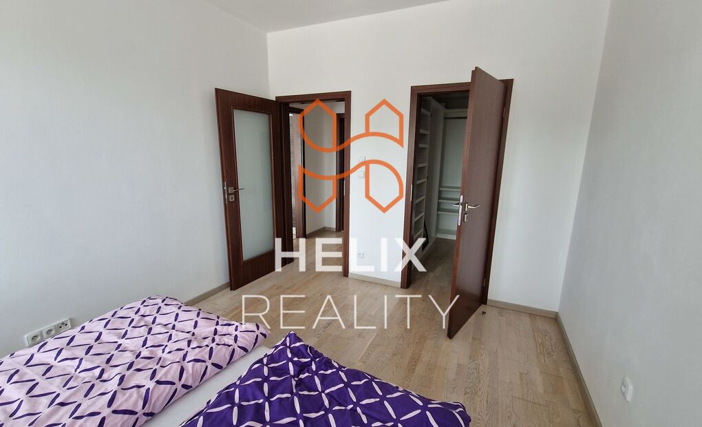 Plně vybavený byt 2+kk s terasou, Na Vyhlídce, Frýdek