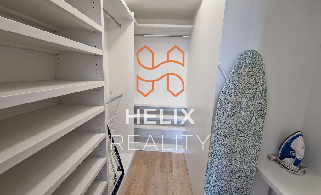 Plně vybavený byt 2+kk s terasou, Na Vyhlídce, Frýdek