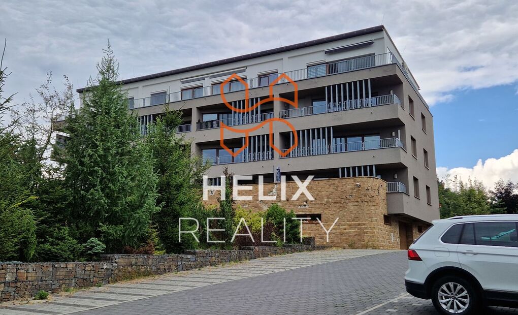 Plně vybavený byt 2+kk s terasou, Na Vyhlídce, Frýdek