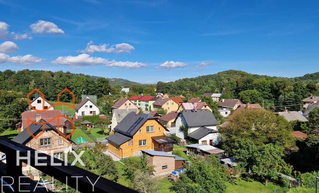 3+1 s komorou a balkonem