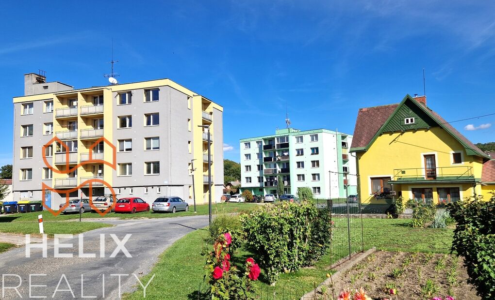 3+1 s komorou a balkonem