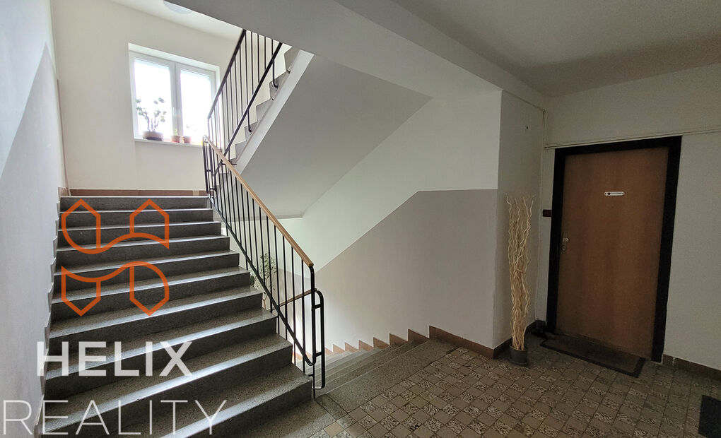 3+kk s balkonem, cihlový dům