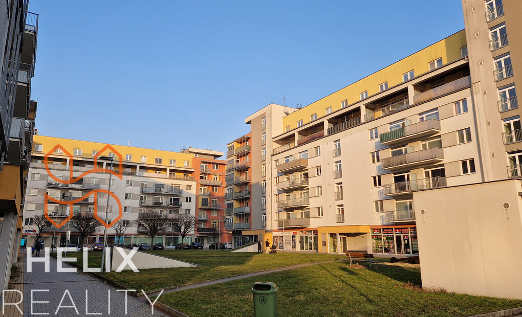 Mezonetový byt 4+kk s terasou, garážové stání, Ostrava Poruba