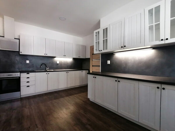 Fotografie nemovitosti - Pronájem 3+1, 99 m2, zahrada, parkovací stání, Frýdek