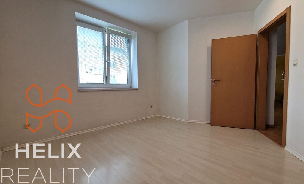 Částečně zařízený byt 3+kk s balkonem, ul. Na Vyhlídce, Frýdek-Místek