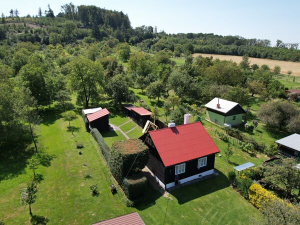 Fotografie nemovitosti - Rodinný dům se zahradou a sadem
