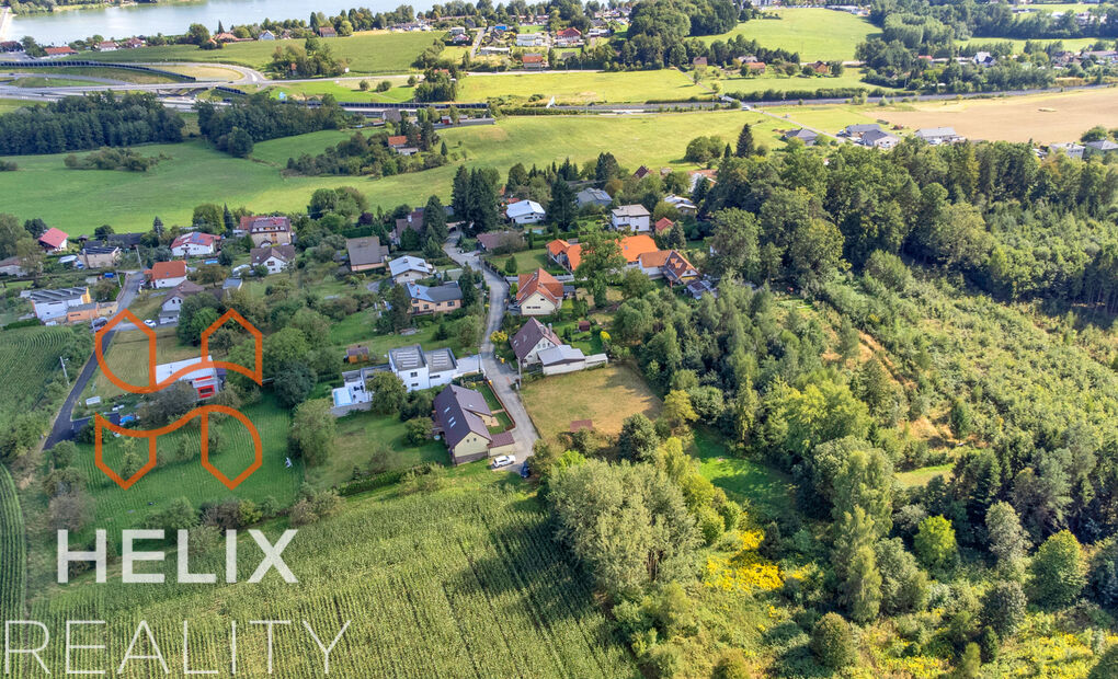 Stavební pozemek, který se objeví jednou za ...