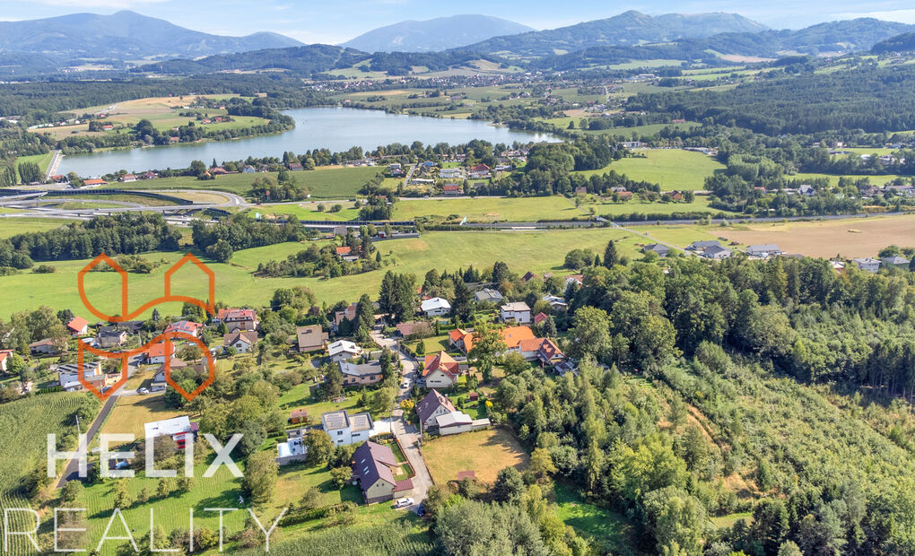 Stavební pozemek, který se objeví jednou za ...