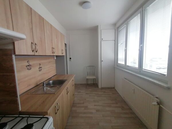 Fotografie nemovitosti - Pronájem 3+1, lodžie,  Jaromíra Matušky, Dubina