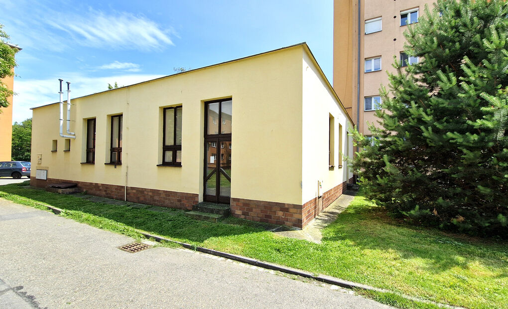 Dvoupodlažní komerční objekt se širokými možnostmi využití