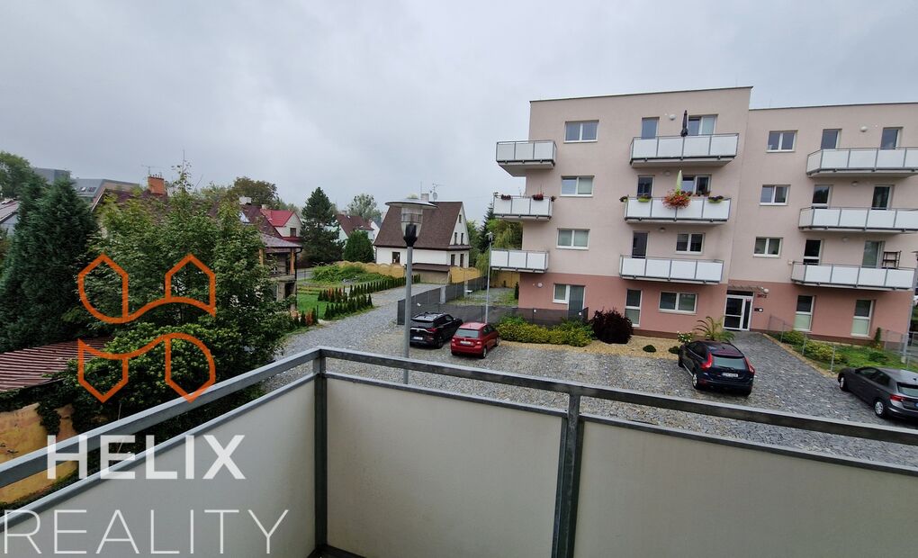 Vybavený byt 2+kk s balkonem v novostavbě, Frýdek