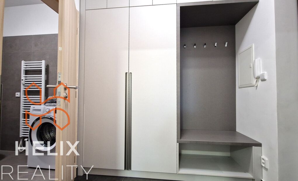 Vybavený byt 2+kk s balkonem v novostavbě, Frýdek