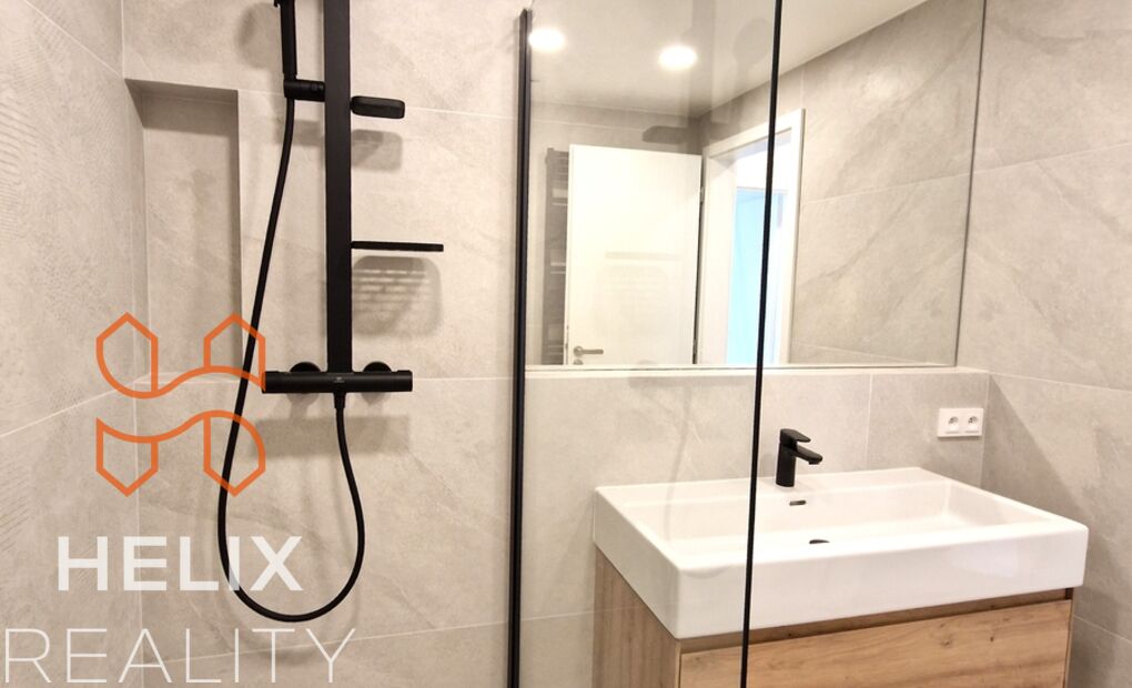 Novostavba prostorného domu 5+1 se zahradou