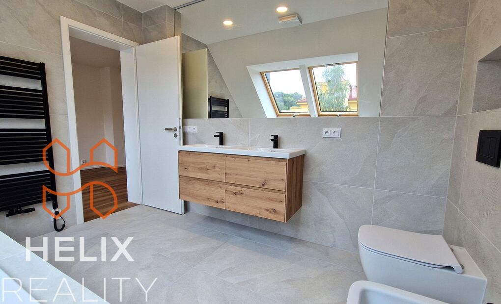 Novostavba prostorného domu 5+1 se zahradou