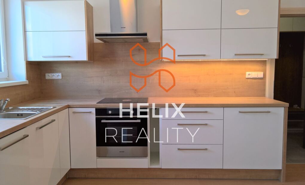 Částečně vybavený byt 2+kk s balkonem a parkovacím místem, novostavba, Frýdek