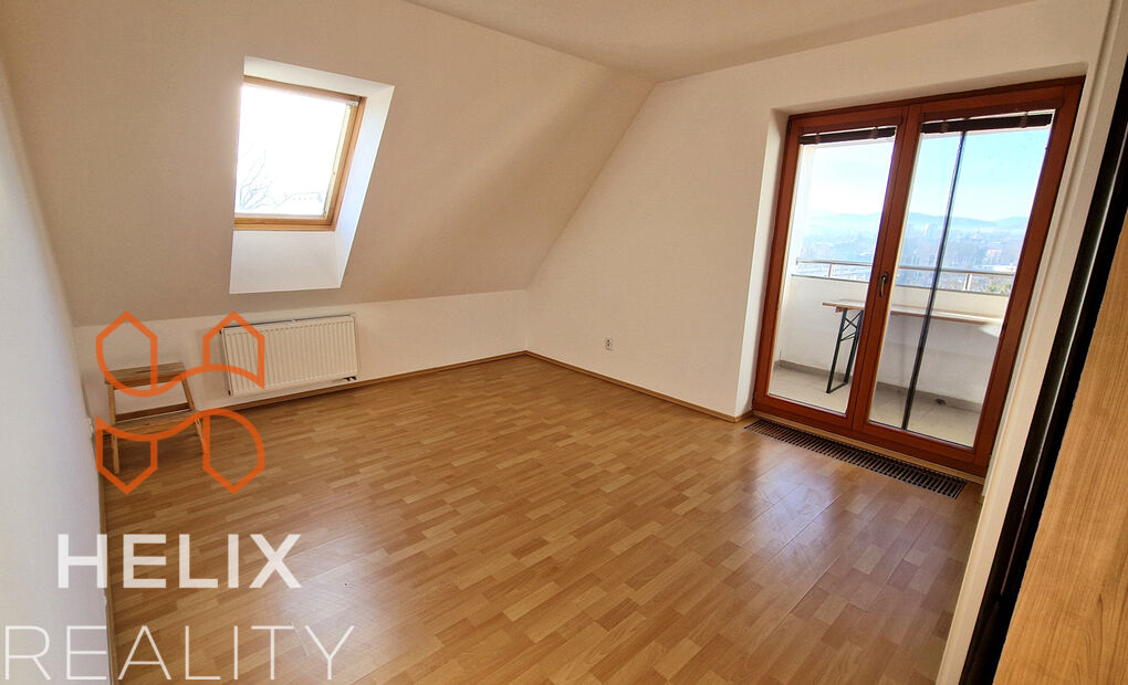 Vybavený byt 3+kk s parkovacím stáním v centru města, tř. T. G. Masaryka, Frýdek