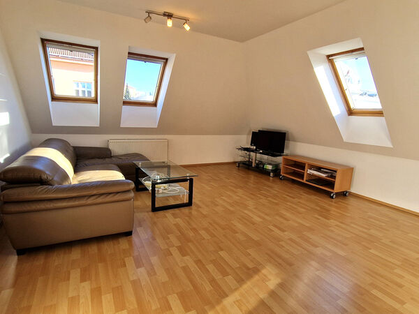 Fotografie nemovitosti - Vybavený byt 3+kk s parkovacím stáním v centru města, tř. T. G. Masaryka, Frýdek