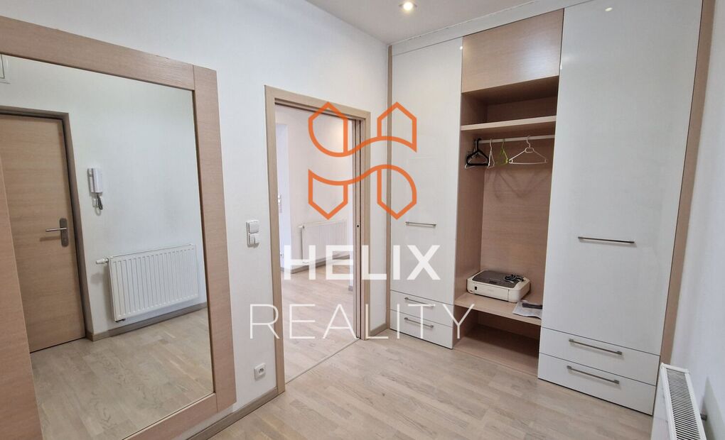 Plně vybavený byt 3+kk, náměstí Svobody, Místek