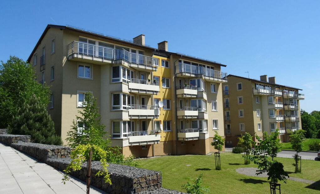 Vybavený byt 2+kk s balkonem, parkovací stání, Na Vyhlídce, Frýdek