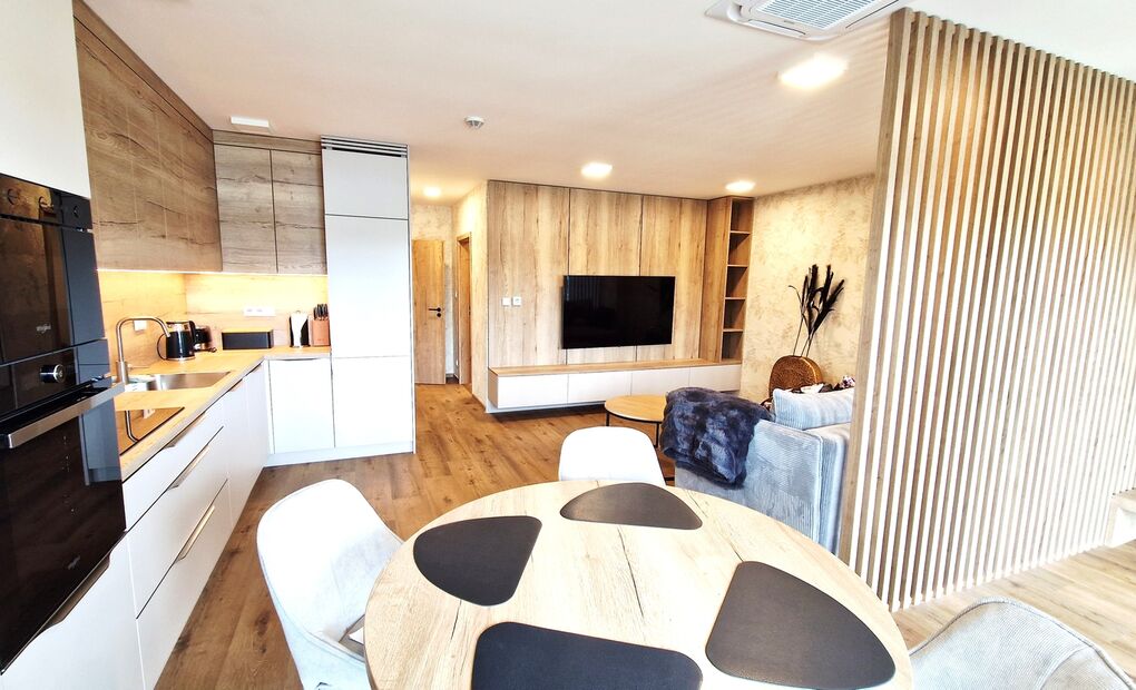 Zařízený apartmán na břehu Žermanické přehrady