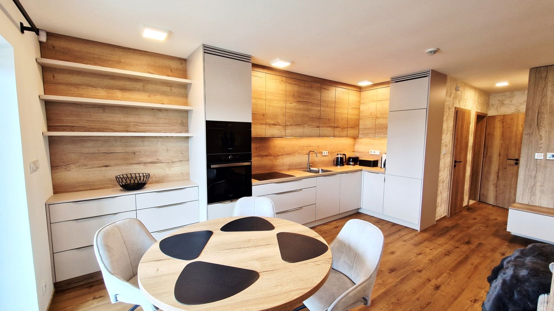 Zařízený apartmán na břehu Žermanické přehrady