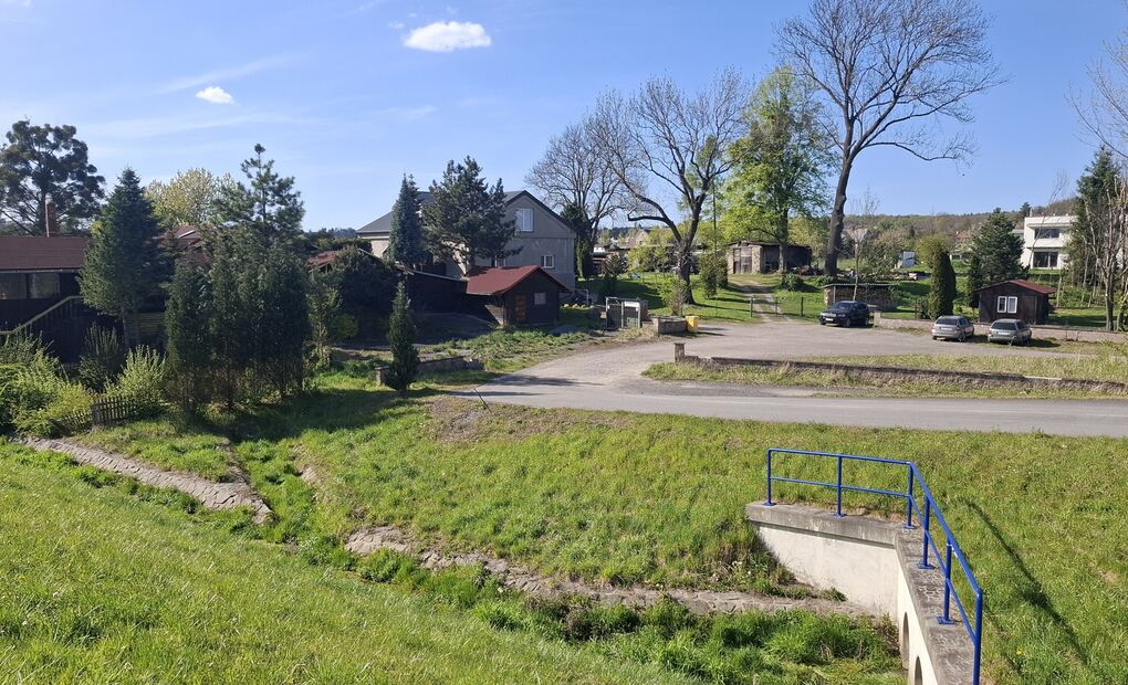 Developerský stavební pozemek pro výstavbu viladomu