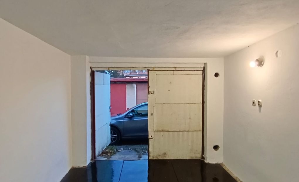 Prodej garáže, ul. Družstevní, Místek
