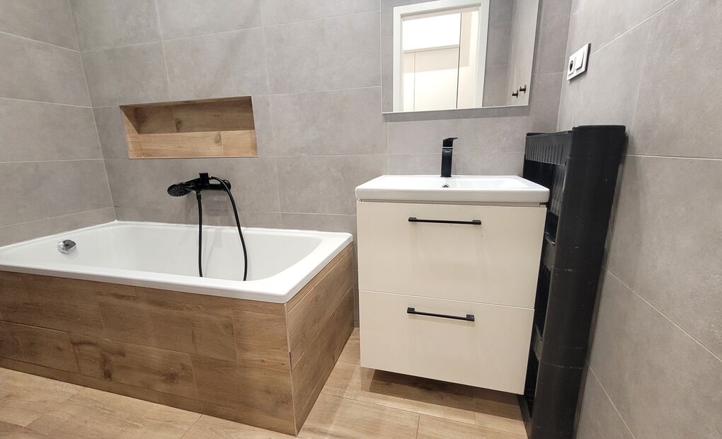 Byt 3+kk s balkonem, cihla, Místek