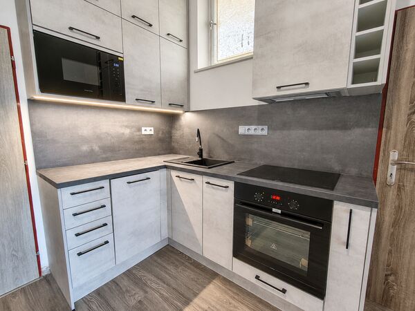 Fotografie nemovitosti - Pronájem 3+1, 75 m2, Tržní, Místek