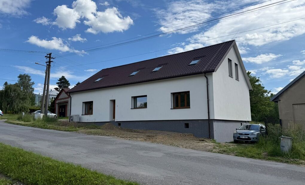 Rezidenční bydlení v podhůří Beskyd &ndash; dům s moderními technologiemi