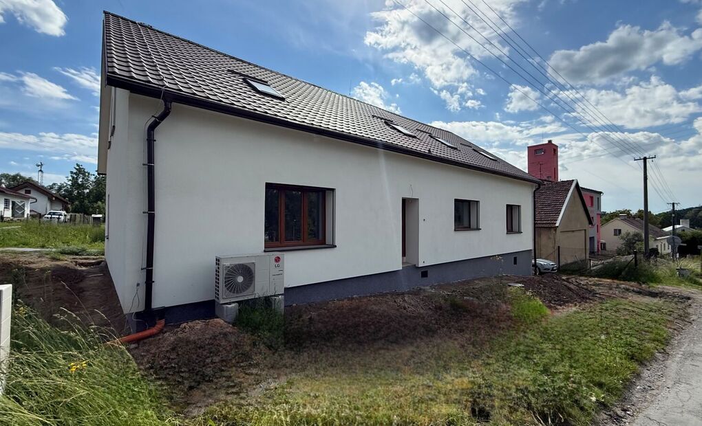 Rezidenční bydlení v podhůří Beskyd &ndash; dům s moderními technologiemi