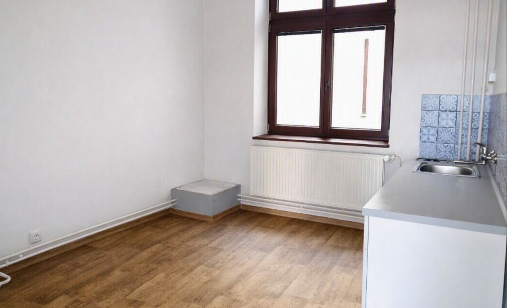 Prostorný byt 1+1 na náměstí